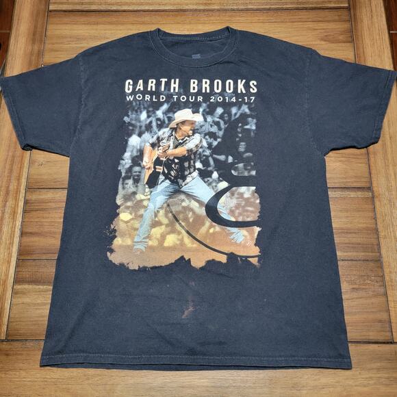 Garth Brooks Unisex Black Tee (Hanes) "World Tour 2014" - Size Large - Picture 1 of 6